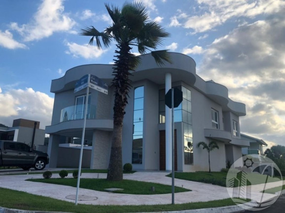 Imagem Casa com 3 Quartos à Venda, 240 m² em Santa Regina - Camboriú