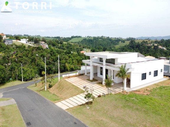 Imóvel com 3 Quartos à Venda, 250 m² em Condomínio Village Araçoiaba - Araçoiaba Da Serra