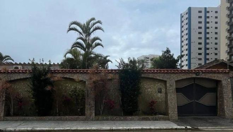 Imagem Casa com 5 Quartos à Venda, 400 m² em Flórida - Praia Grande Imagem Casa com 5 Quartos à Venda, 400 m² em Flórida - Praia Grande