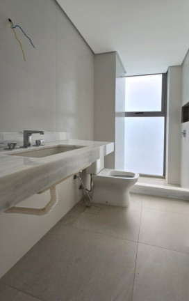Imagem Imóvel com 3 Quartos à Venda, 374 m² em Três Figueiras - Porto Alegre