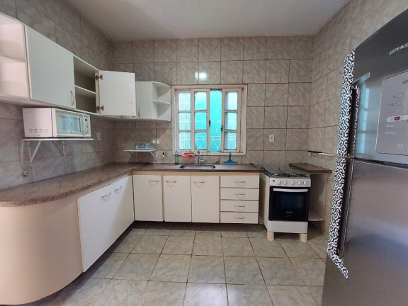 Imagem Casa com 6 Quartos à Venda, 200 m² em Perocão - Guarapari