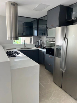 Imagem Casa com 5 Quartos à Venda ou Locação, 450 m² em Estrada Do Coco - Lauro De Freitas Imagem Casa com 5 Quartos à Venda ou Locação, 450 m² em Estrada Do Coco - Lauro De Freitas