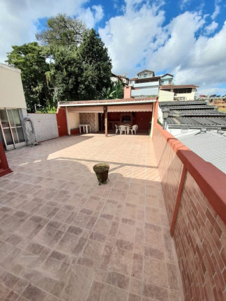 Imagem Imóvel com 3 Quartos à Venda, 200 m² em Várzea - Teresópolis Imagem Imóvel com 3 Quartos à Venda, 200 m² em Várzea - Teresópolis