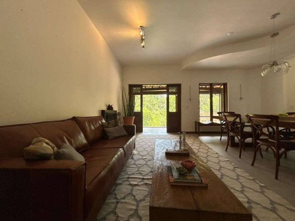 Imagem Casa de Condomínio com 3 Quartos à Venda, em Chácara Dos Lagos - Carapicuíba Imagem Casa de Condomínio com 3 Quartos à Venda, em Chácara Dos Lagos - Carapicuíba