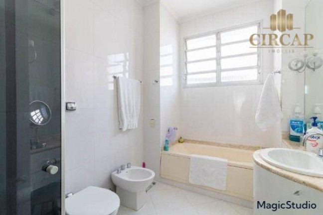 Imagem Apartamento com 3 Quartos à Venda, 246 m² em Higienópolis - São Paulo Imagem Apartamento com 3 Quartos à Venda, 246 m² em Higienópolis - São Paulo