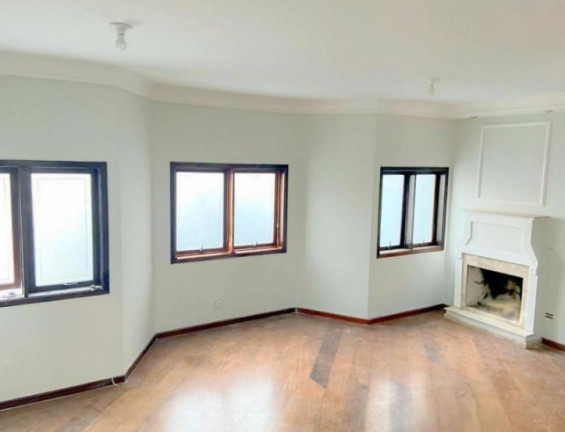 Imagem Casa com 3 Quartos à Venda, 320 m² em Chácara Pavoeiro - Cotia Imagem Casa com 3 Quartos à Venda, 320 m² em Chácara Pavoeiro - Cotia