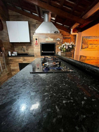 Imagem Sobrado com 4 Quartos à Venda, 220 m² em Centro - Penha