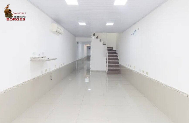 Imagem Casa com 7 Quartos à Venda, 180 m² em Jardim Aeroporto - São Paulo Imagem Casa com 7 Quartos à Venda, 180 m² em Jardim Aeroporto - São Paulo