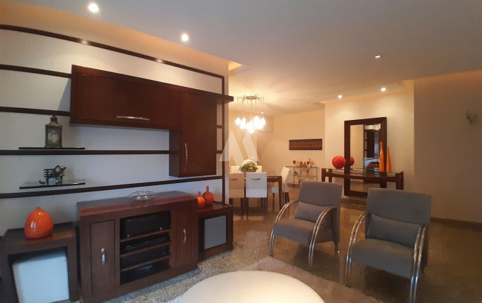 Imagem Apartamento com 3 Quartos à Venda, 176 m² em Embaré - Santos