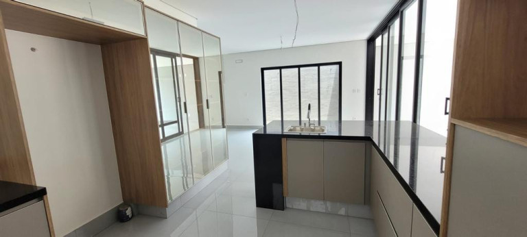 Imagem Sobrado com 4 Quartos para Alugar, 305 m² em Swiss Park - Campinas Imagem Sobrado com 4 Quartos para Alugar, 305 m² em Swiss Park - Campinas