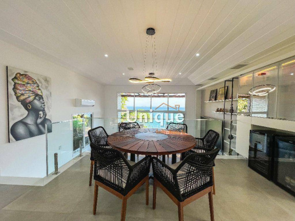 Imagem Casa com 4 Quartos à Venda, 225 m² em Ferradurinha - Armação Dos Búzios