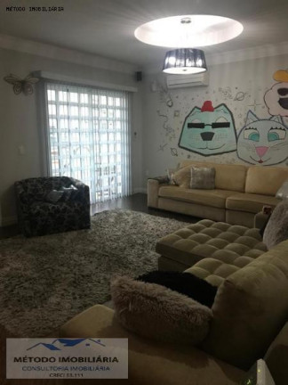 Imagem Casa com 2 Quartos à Venda, 245 m² em Vila Curuça - Santo André