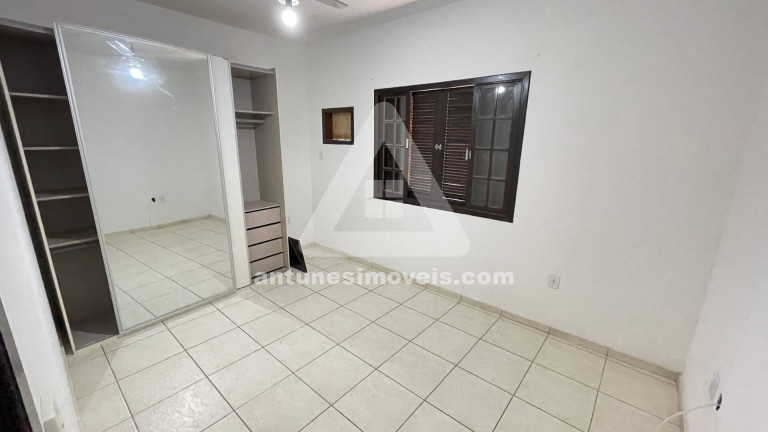 Imagem Casa com 4 Quartos à Venda, 225 m² em Portinho - Cabo Frio Imagem Casa com 4 Quartos à Venda, 225 m² em Portinho - Cabo Frio