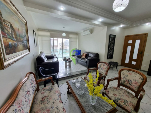 Apartamento com 3 Quartos à Venda, 135 m² em Gonzaga - Santos