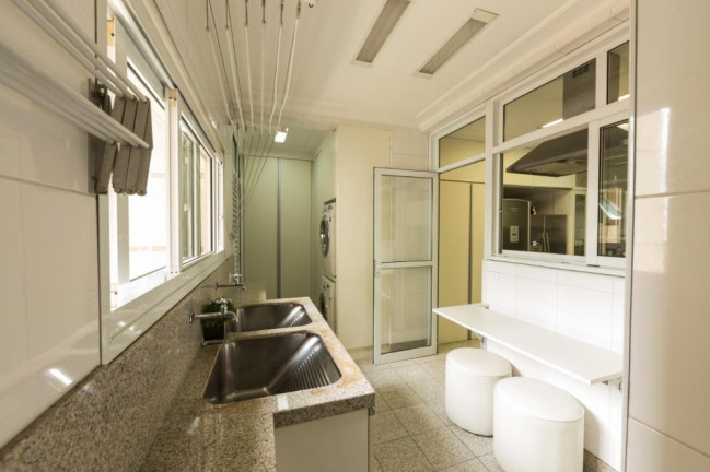 Imagem Apartamento com 2 Quartos para Alugar, 280 m² em Itaim Bibi - São Paulo