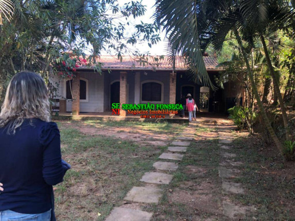 Chácara com 3 Quartos à Venda, 3.000 m² em Paraibuna