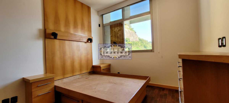 Imagem Apartamento com 4 Quartos à Venda ou Locação, 150 m² em Lagoa - Rio De Janeiro Imagem Apartamento com 4 Quartos à Venda ou Locação, 150 m² em Lagoa - Rio De Janeiro