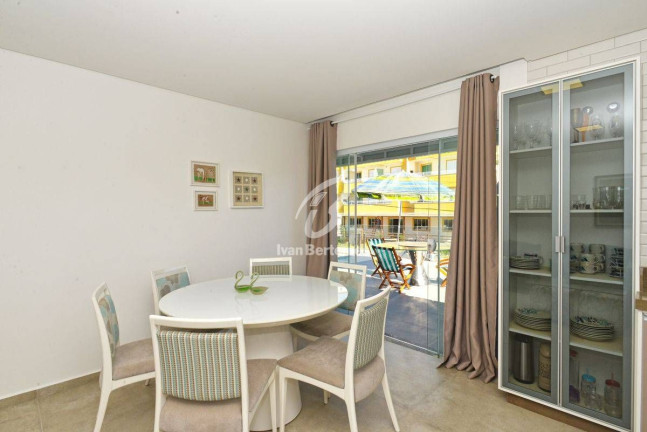 Imagem Apartamento com 2 Quartos para Temporada, em Mariscal - Bombinhas Imagem Apartamento com 2 Quartos para Temporada, em Mariscal - Bombinhas