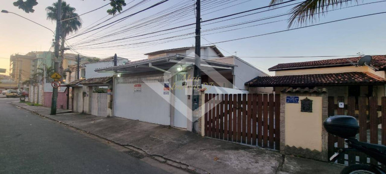 Casa com 3 Quartos à Venda, 180 m² em Itaipu - Niterói