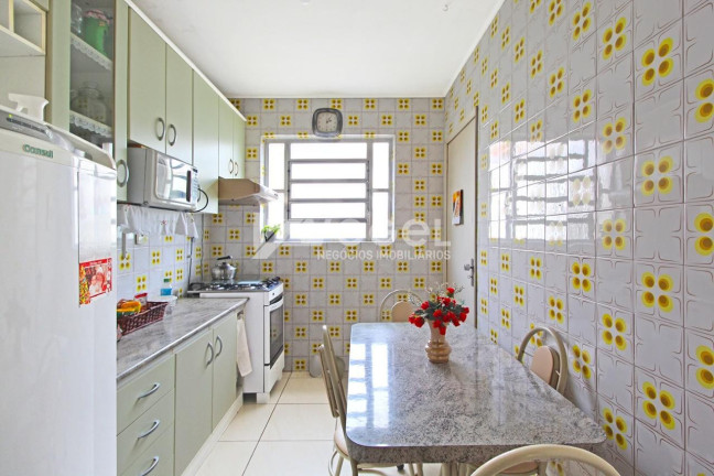 Imagem Apartamento com 2 Quartos à Venda, 58 m² em Vila Ipiranga - Porto Alegre