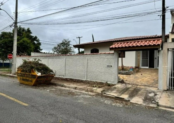 Imagem Casa com 3 Quartos à Venda, 170 m² em Afonso Pena - Curitiba