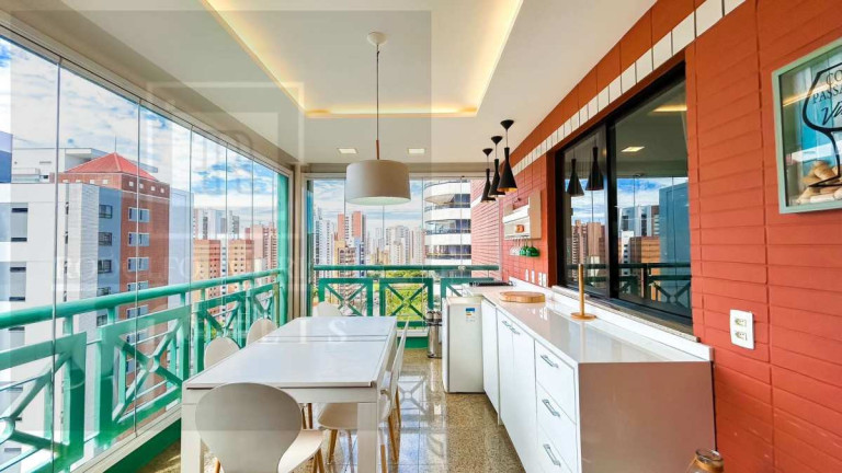 Imagem Apartamento com 3 Quartos à Venda, 205 m² em Meireles - Fortaleza