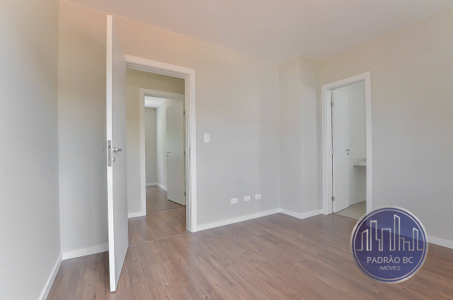 Imagem Casa com 3 Quartos à Venda, 125 m² em Campo Comprido - Curitiba