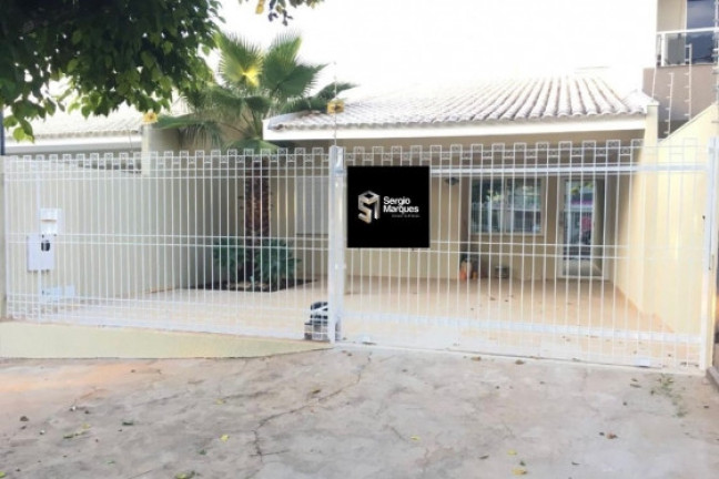 Casa à Venda, 158 m² em Zona Ii - Umuarama