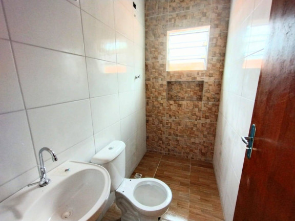 Imagem Casa com 2 Quartos à Venda, 180 m² em Itanhaém