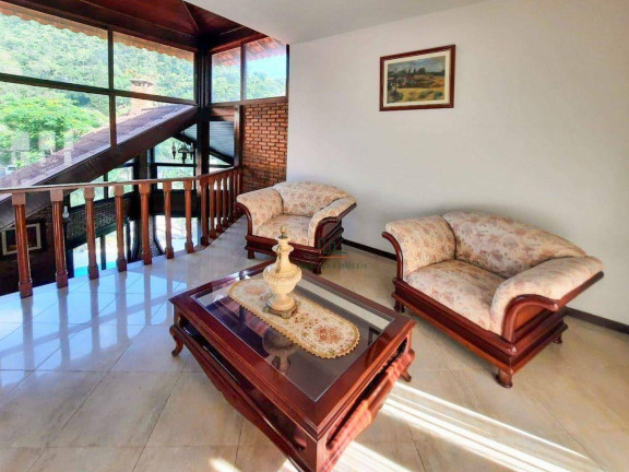 Imagem Casa com 3 Quartos à Venda, 390 m² em Piratininga - Niterói