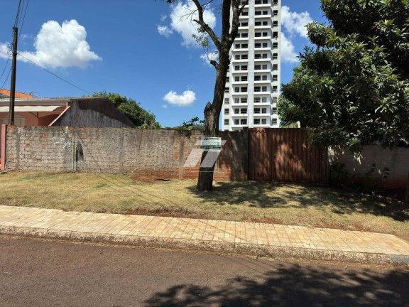 Imagem Casa à Venda, em Coqueiral - Cascavel Imagem Casa à Venda, em Coqueiral - Cascavel