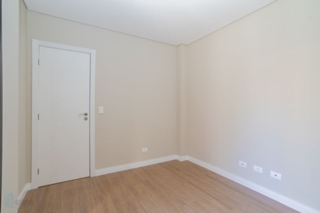 Imagem Casa de Condomínio com 3 Quartos à Venda, 125 m² em água Verde - Curitiba