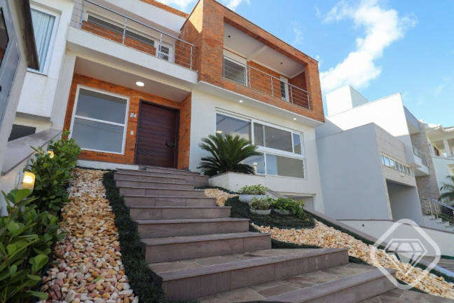 Imagem Casa de Condomínio com 3 Quartos à Venda,  em Hípica - Porto Alegre
