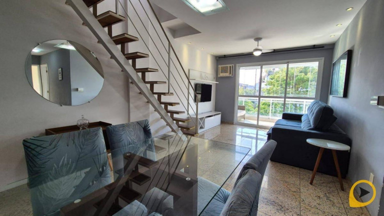 Imagem Cobertura com 3 Quartos à Venda, 154 m²