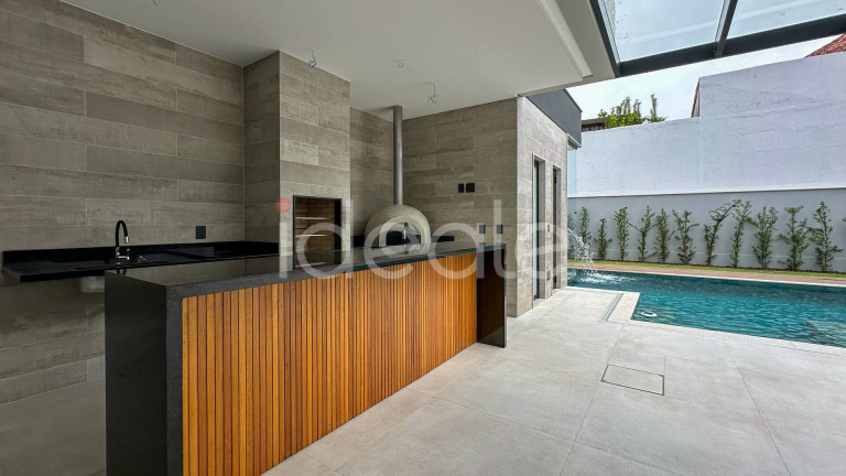 Imagem Casa de Condomínio com 5 Quartos à Venda, em Barra Da Tijuca - Rio De Janeiro Imagem Casa de Condomínio com 5 Quartos à Venda, em Barra Da Tijuca - Rio De Janeiro