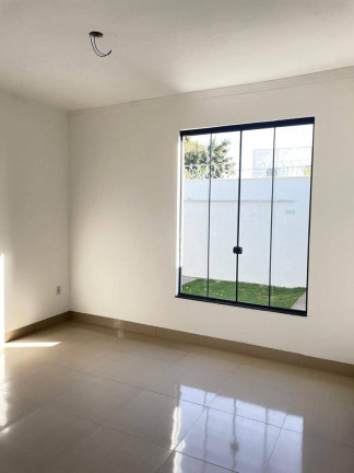 Imagem Casa com 3 Quartos à Venda, 192 m² em Industrial Santo Antônio - Aparecida De Goiânia