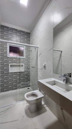 Imagem Casa com 3 Quartos à Venda, 157 m² em Botucatu