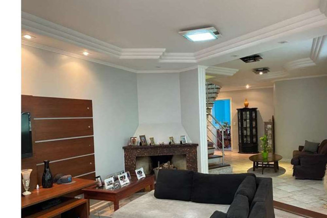 Casa com 3 Quartos à Venda, 180 m² em Sítio Da Figueira - São Paulo