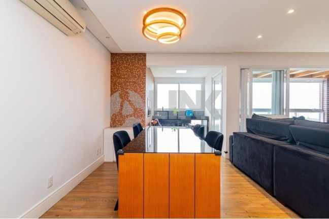Imagem Apartamento com 3 Quartos à Venda, 120 m² em Menino Deus - Porto Alegre Imagem Apartamento com 3 Quartos à Venda, 120 m² em Menino Deus - Porto Alegre