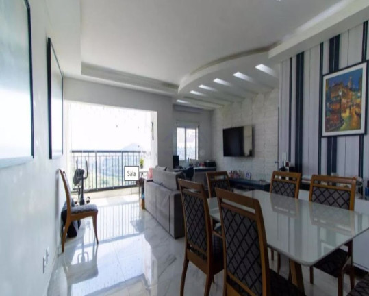 Apartamento à Venda,  em Jardim Tupanci - Barueri