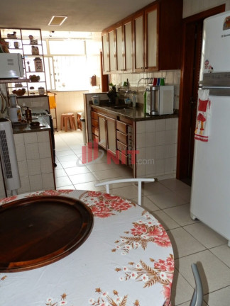 Imagem Apartamento com 3 Quartos à Venda, 175 m² em Icaraí - Niterói