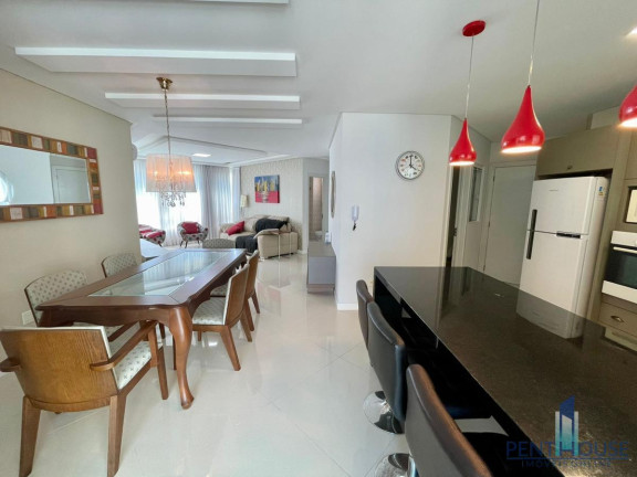 Imagem Apartamento com 3 Quartos à Venda, 147 m² em Centro - Balneário Camboriú