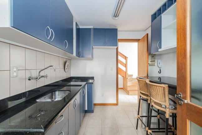 Imagem Casa de Condomínio com 3 Quartos à Venda, 132 m² em Espírito Santo - Porto Alegre