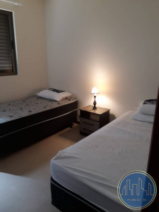 Imagem Apartamento com 4 Quartos para Temporada, 180 m² em Centro - Balneário Camboriú Imagem Apartamento com 4 Quartos para Temporada, 180 m² em Centro - Balneário Camboriú