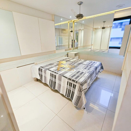 Imagem Imóvel com 3 Quartos à Venda, 120 m² em Praia Da Costa - Vila Velha Imagem Imóvel com 3 Quartos à Venda, 120 m² em Praia Da Costa - Vila Velha