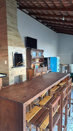 Sobrado com 3 Quartos à Venda, 198 m² em Centro - Camboriú