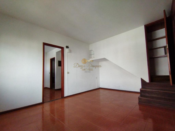 Imagem Casa com 5 Quartos à Venda, 210 m² em Agriões - Teresópolis Imagem Casa com 5 Quartos à Venda, 210 m² em Agriões - Teresópolis