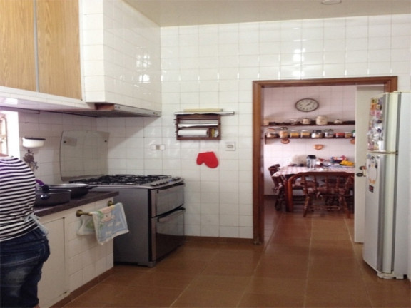 Imagem Casa com 3 Quartos à Venda, 300 m² em Centro - Jacareí