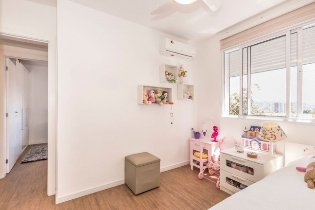 Imagem Imóvel com 3 Quartos à Venda, 76 m² em Jardim Carvalho - Porto Alegre Imagem Imóvel com 3 Quartos à Venda, 76 m² em Jardim Carvalho - Porto Alegre