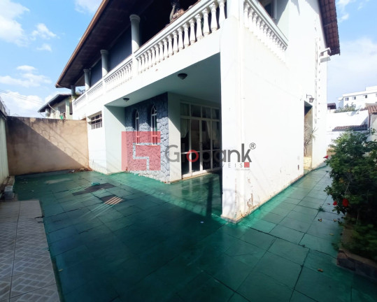 Imagem Casa com 3 Quartos à Venda, 200 m² em Vila Guilhermina - Montes Claros Imagem Casa com 3 Quartos à Venda, 200 m² em Vila Guilhermina - Montes Claros